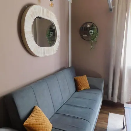 Ivan - With Jacuzzi Apartment *