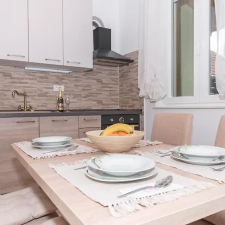 Ivan Apartamento Šibenik